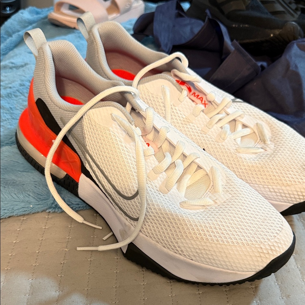 Nike Men’s White & Orange Low-Top Mesh Sneakers